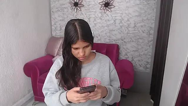 Evagirl69 — Freechat on StripChat