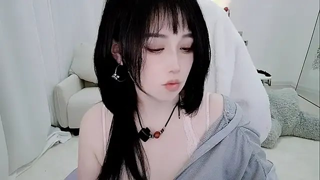 Evangelin-e on StripChat