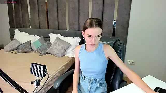 EvaToniz — Sexy teasing dance show