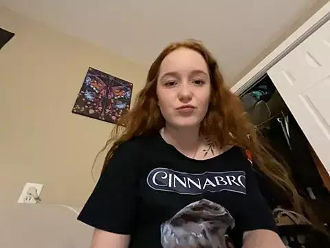 gingerbabe18 from StripChat