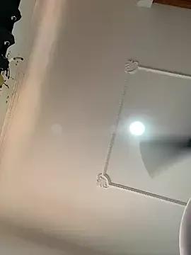 Hanna_19x on StripChat 
