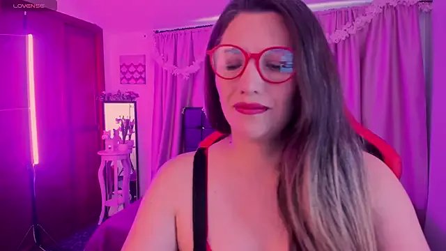 Hanna_MA — oil tits show