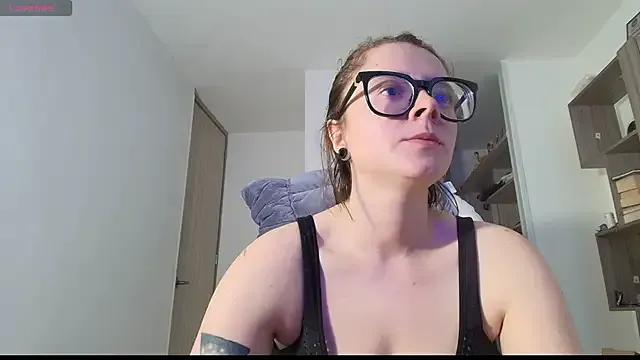 Hannah______ on StripChat 