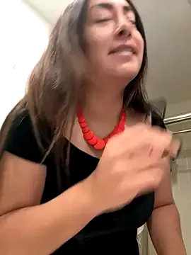 IAmScarlettLove on StripChat