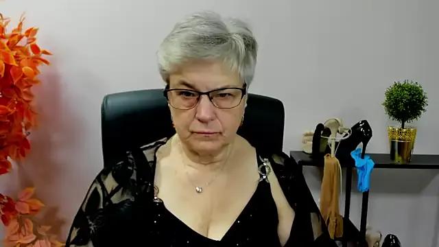 IrisDream — Freechat on StripChat