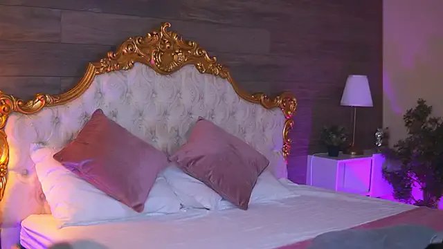 Juicy_Jessye on StripChat