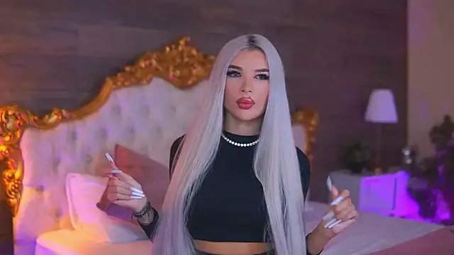 Juicy_Jessye on StripChat