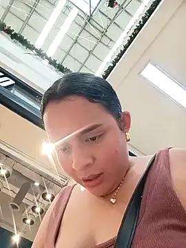 Julieth_hot-69 — Working in a store, show me your tits 