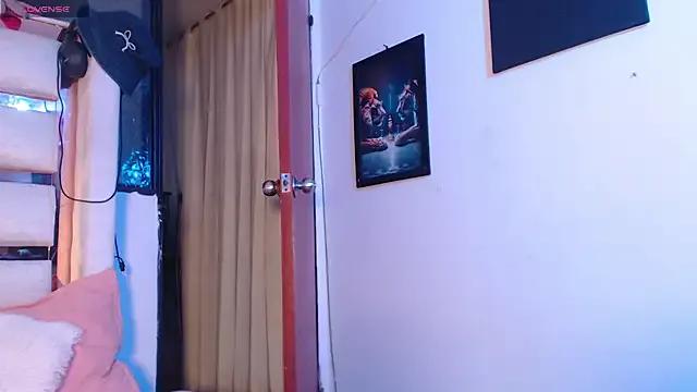 kaathyy_adams on StripChat