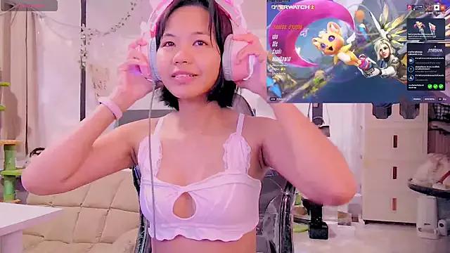 Kana_G on StripChat 