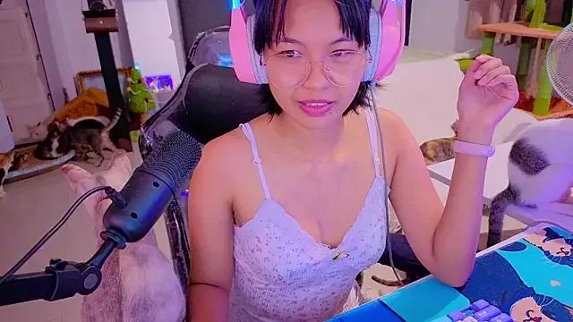 Kana_G on StripChat 