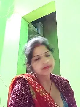 Karishma_cute on StripChat