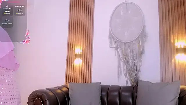 Kayla_jabib — wanna your dick between my boobs?