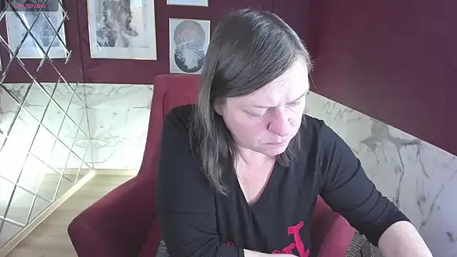 KellyPerfection on StripChat 