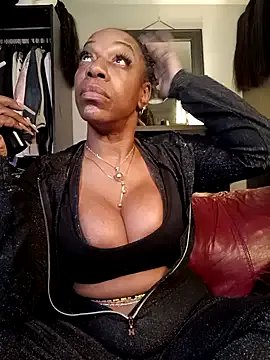 Kennady_Buxum_Goddess on StripChat