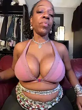 Kennady_Buxum_Goddess on StripChat