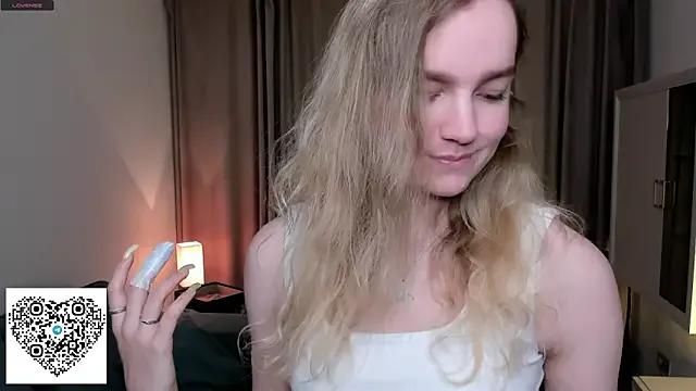 KerenFurguson on StripChat 