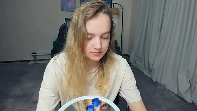 KerenFurguson on StripChat 