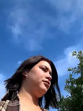 KikiWatson — Show figure in public