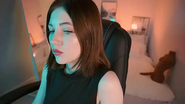 Kimmie_shine on StripChat 