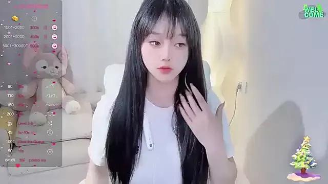 Kkiklilliki on StripChat 