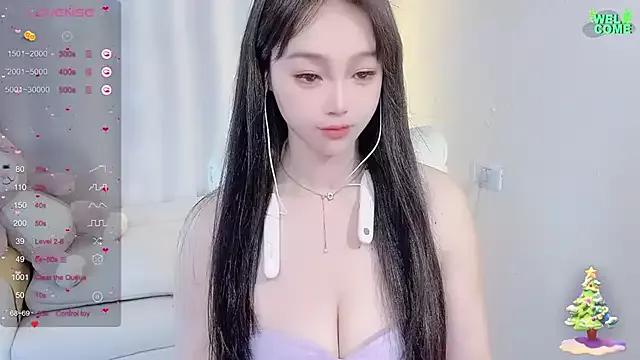 Kkiklilliki on StripChat 