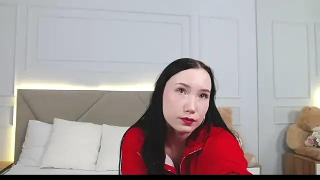 LeilaLow on StripChat 