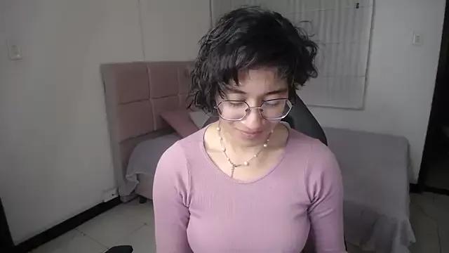 Lili_Gomez_ on StripChat 