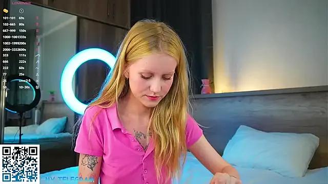 LolySun on StripChat 