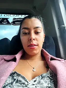 Luianna on StripChat