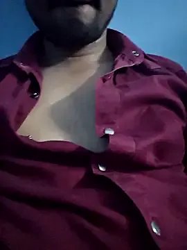 lusty_male69 on StripChat