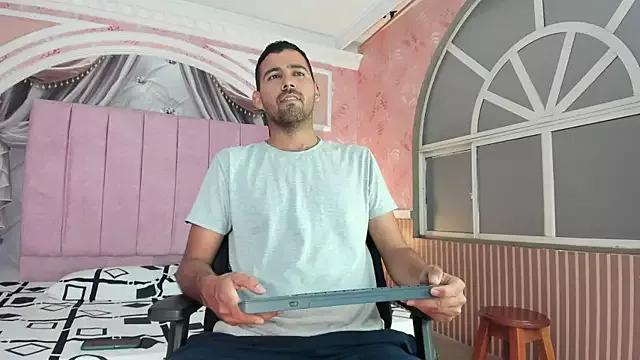 Magnus_jafar from StripChat is Freechat