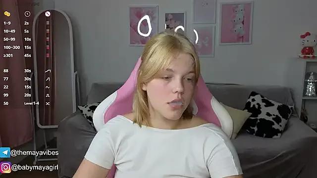 Maya_Rave on StripChat 