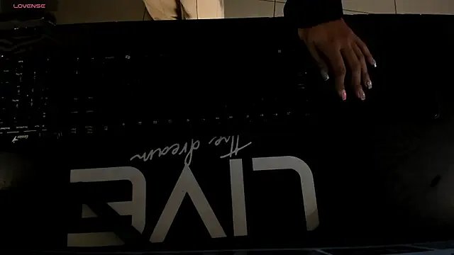 MilaColeman on StripChat