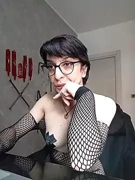 MirianaB on StripChat 