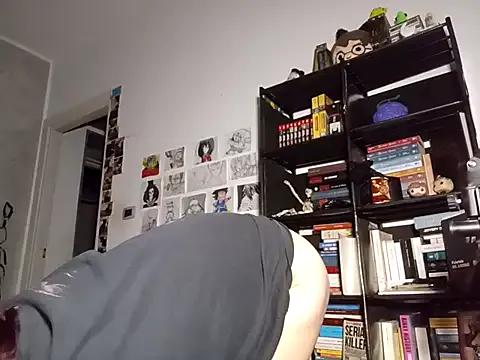 MirianaB on StripChat 