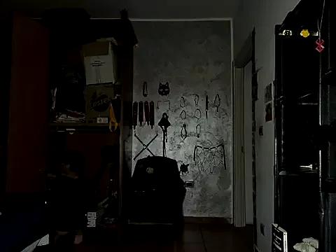 MirianaB on StripChat 