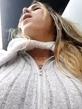 Misscata1106 on StripChat 