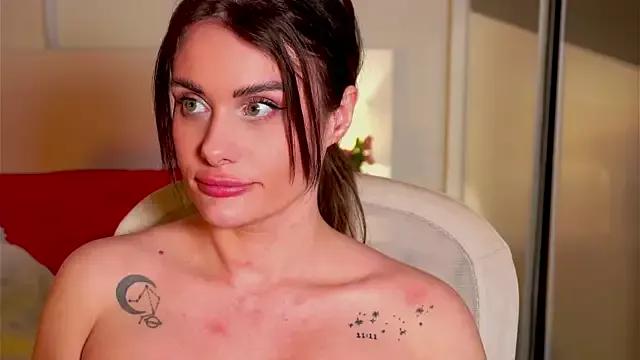 MissLexxxi on StripChat 