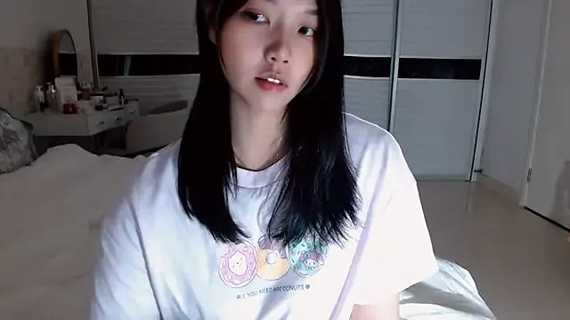 Miu1_girl on StripChat