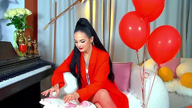 MollyMillsen on StripChat 