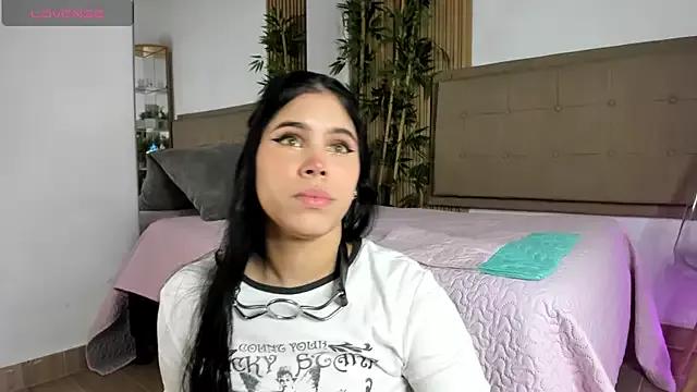 Natasha__Sccott on StripChat 