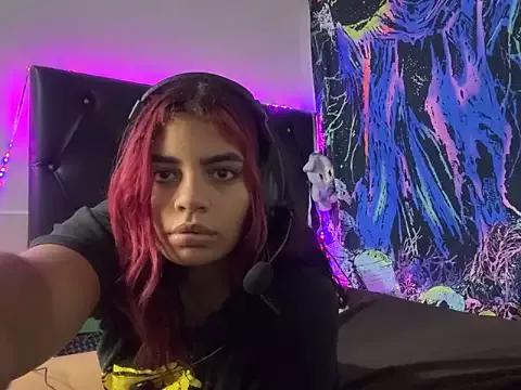 nayaxxx13 from StripChat is Freechat