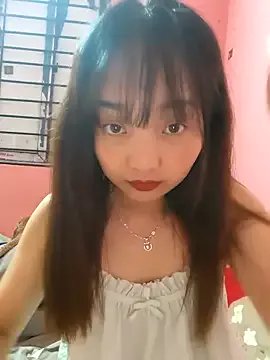 NguyenMyy on StripChat
