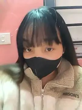 NguyenMyy on StripChat