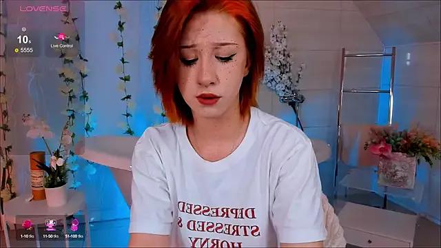 Nucecubi from StripChat is Freechat