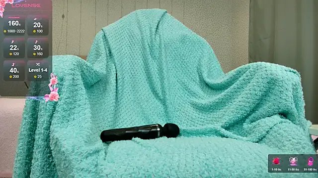 oliviiaa on StripChat