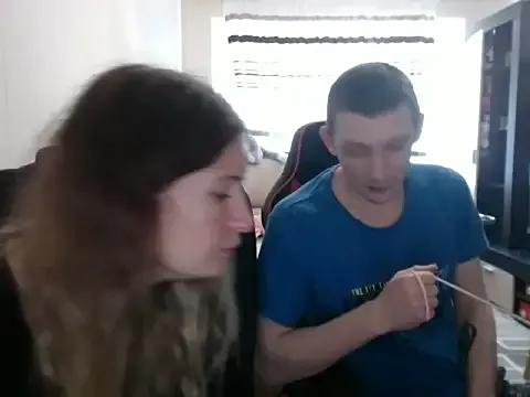 PeterAndJen on StripChat 