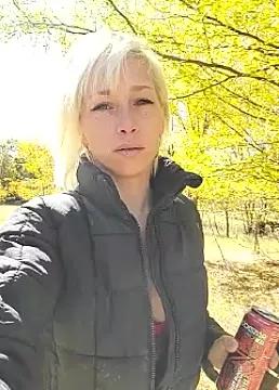 POPPY_XO on StripChat 