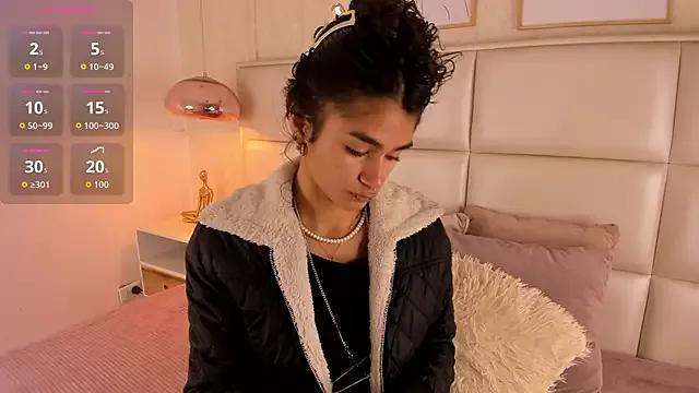 Puffy_Hearts on StripChat 